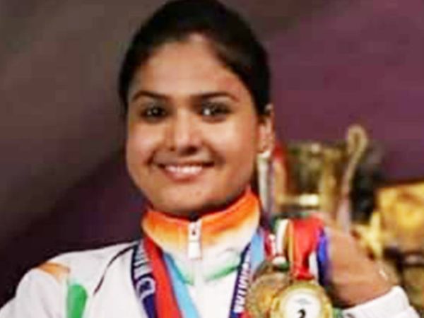 World Deaf Chess Champion मलिका हांडा 7 साल से कर रहीं नौकरी की मांग, नहीं हो रही कोई सुनवाई