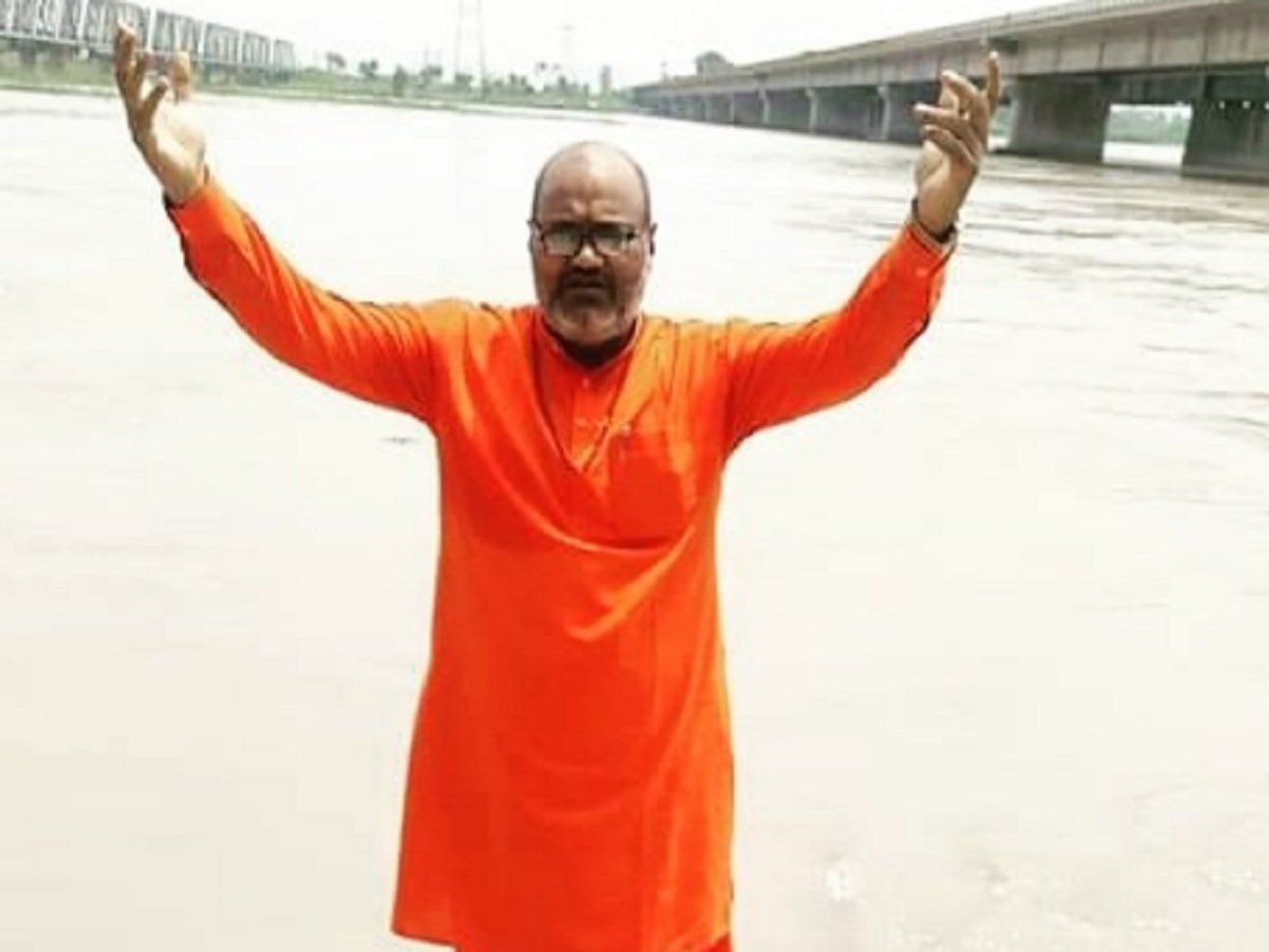 दिल्ली पुलिस ने पकड़ा जैश का आतंकी, डासना पुजारी यति नरसिंहानंद की हत्या की थी योजना