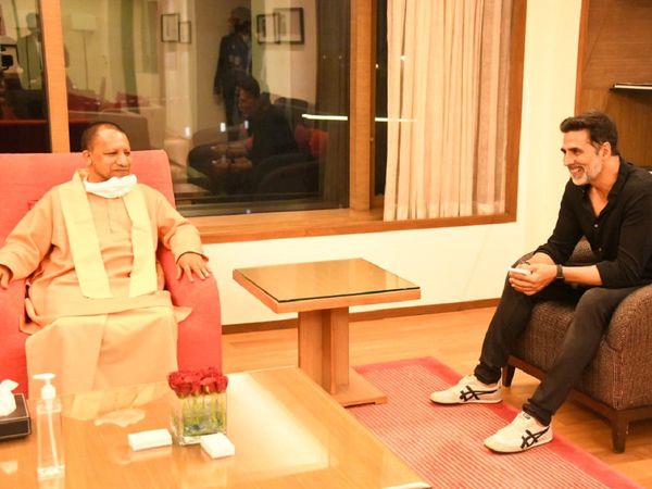Yogi Adityanath and Akshay Kumar
