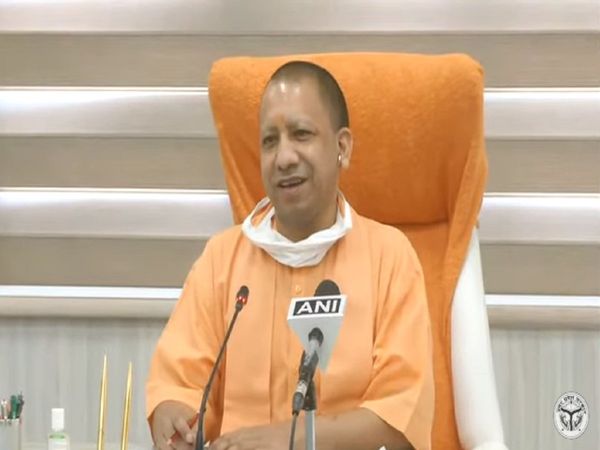 CM Yogi Adityanath read shayari in Vidhan Sabha goes viral on social media