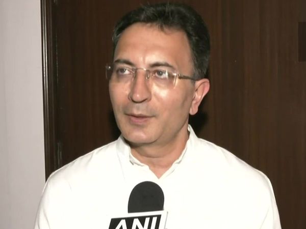 Yogi's minister Jitin Prasad said on the question of displeasure- there is no question of being upset