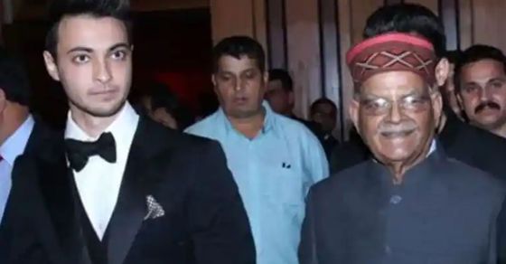 aayush sharma grandfather former union minister pandit sukh ram passes ...