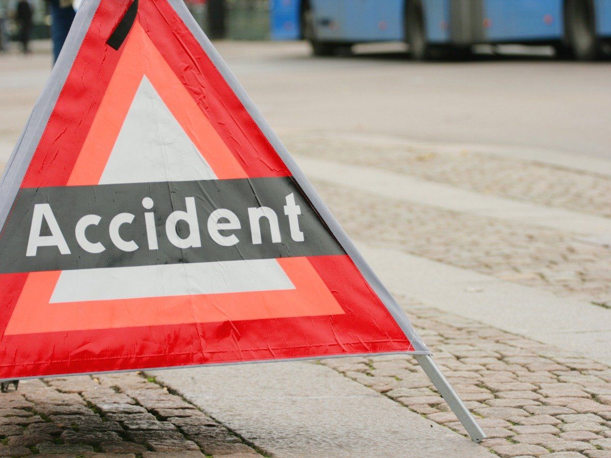 Ghaziabad Accident: दिल्ली-मेरठ एक्सप्रेस-वे पर गाजियाबाद में भीषण दुर्घटना, कार में जिंदा जले दो लोग