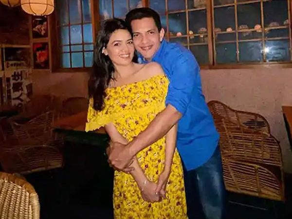 Aditya Narayan Getting Married In December With Shweta Agarwal Takes A Break From Social Media
