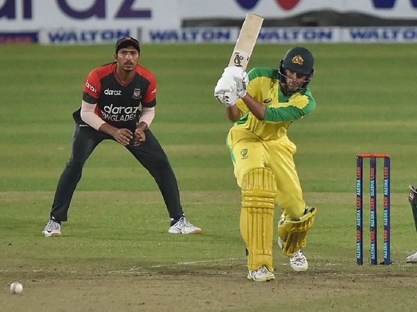 ashton agar ne kheli shandar pari