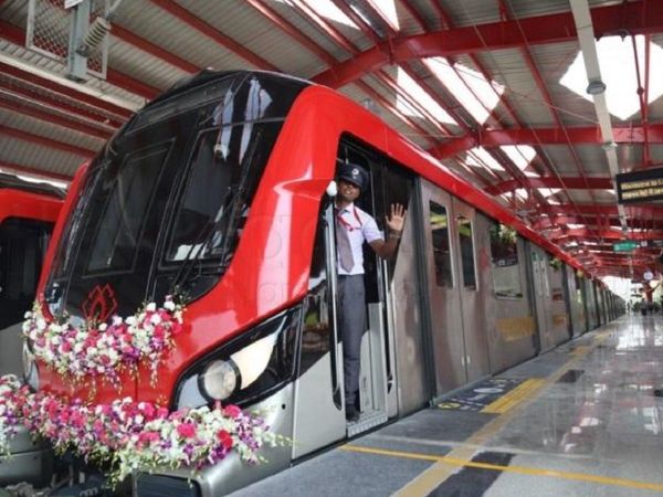 Agra Metro Train Update