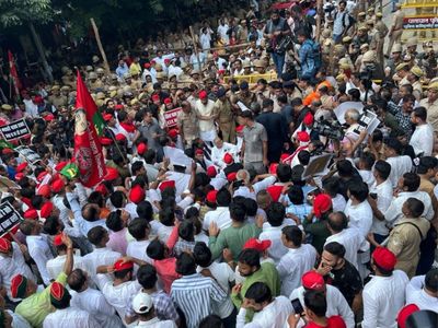 akhilesh yadav, sp, lucknow, bjp, yogi adityanath, state news