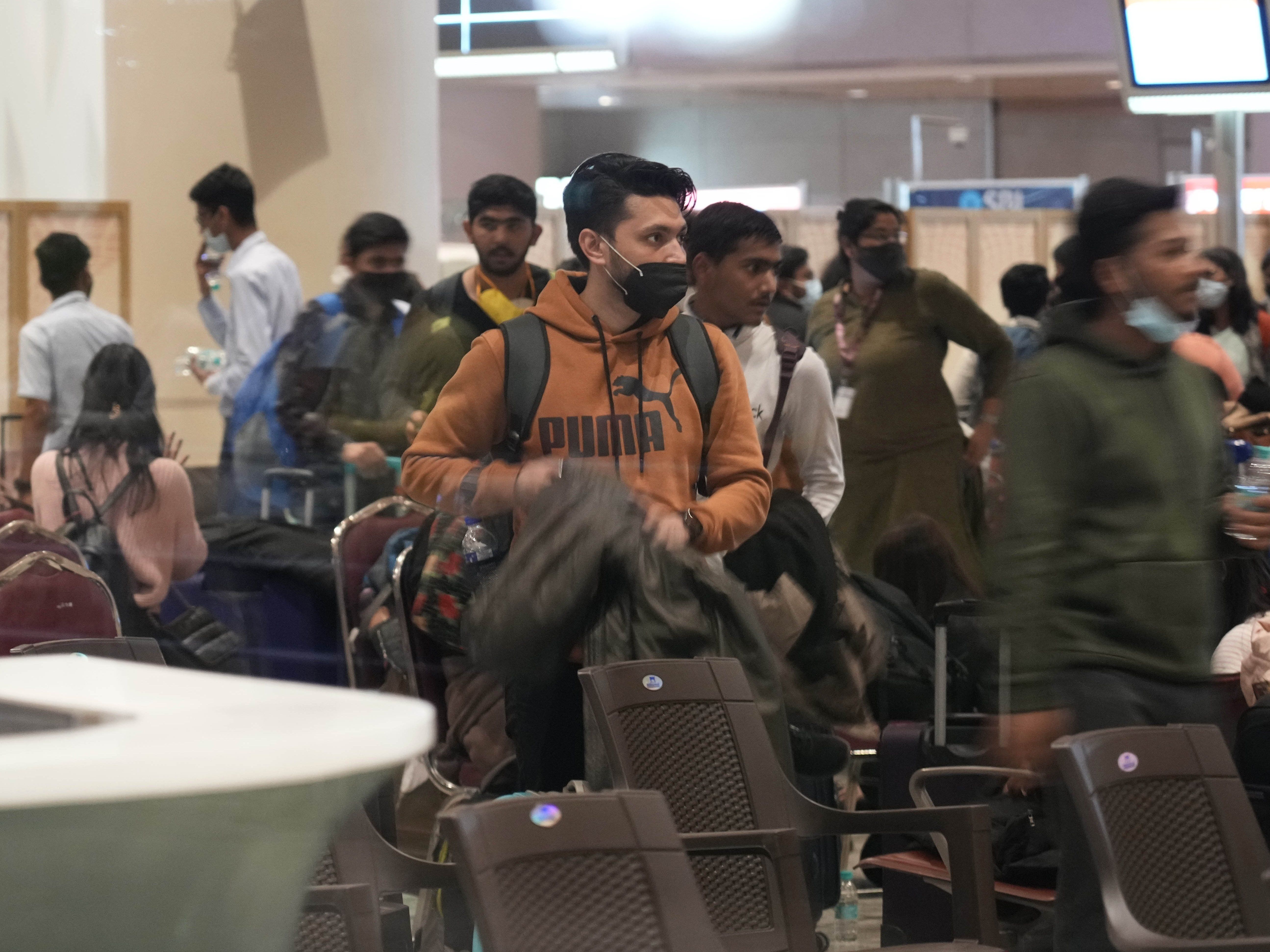 भारतीय नागरिकों का तेजी से एयरलिफ्ट कराएगी सरकार, 'ऑपरेशन गंगा' से जुड़ेंगे IAF के C-17 विमान