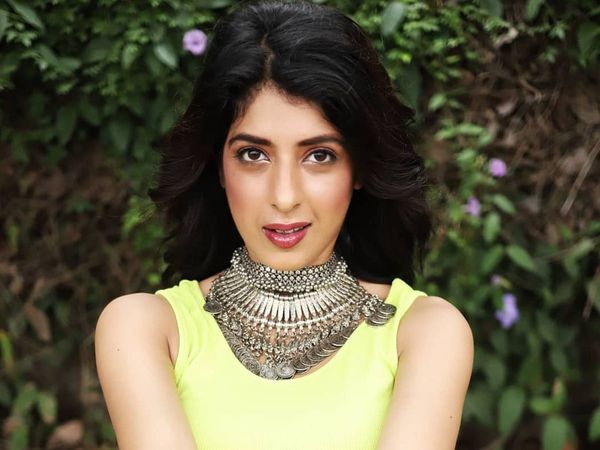 Ekta kapoor yeh hai chahatein Aishwarya Sakhuja play a negative role For This Thi serial