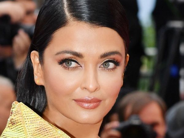 bollywood throwback Aishwarya Rai bacchan was rejected in a TV serial as a dubbing artist