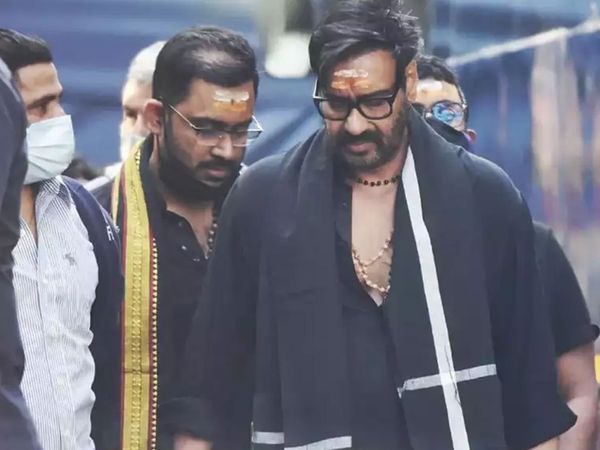 Ajay Degn Visited Sabrimala Temple