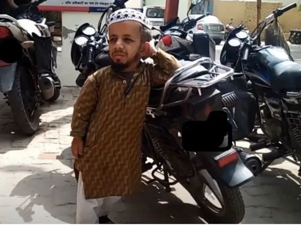 2 फुट के अजीम मंसुरी को आखिरकार मिली दुल्हन, सगाई पक्‍की, जल्‍द बजेगी शहनाई