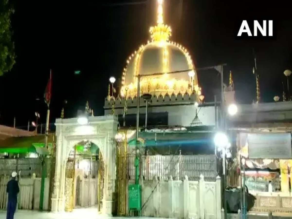 Ajmer Sharif Dargah: अजमेर शरीफ में अब शिवालय होने का दावा, महाराणा प्रताप सेना ने पूछा- दरगाह में स्वास्तिक का क्या काम?