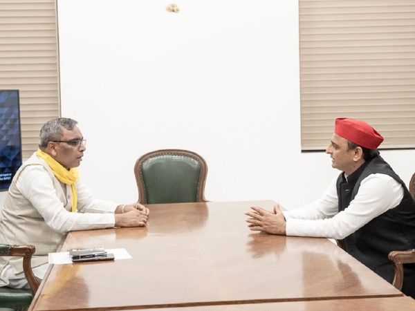 Akhilesh yadav And Om Prakash Rajbhar