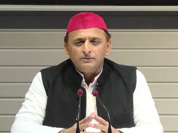 akhilesh yadav