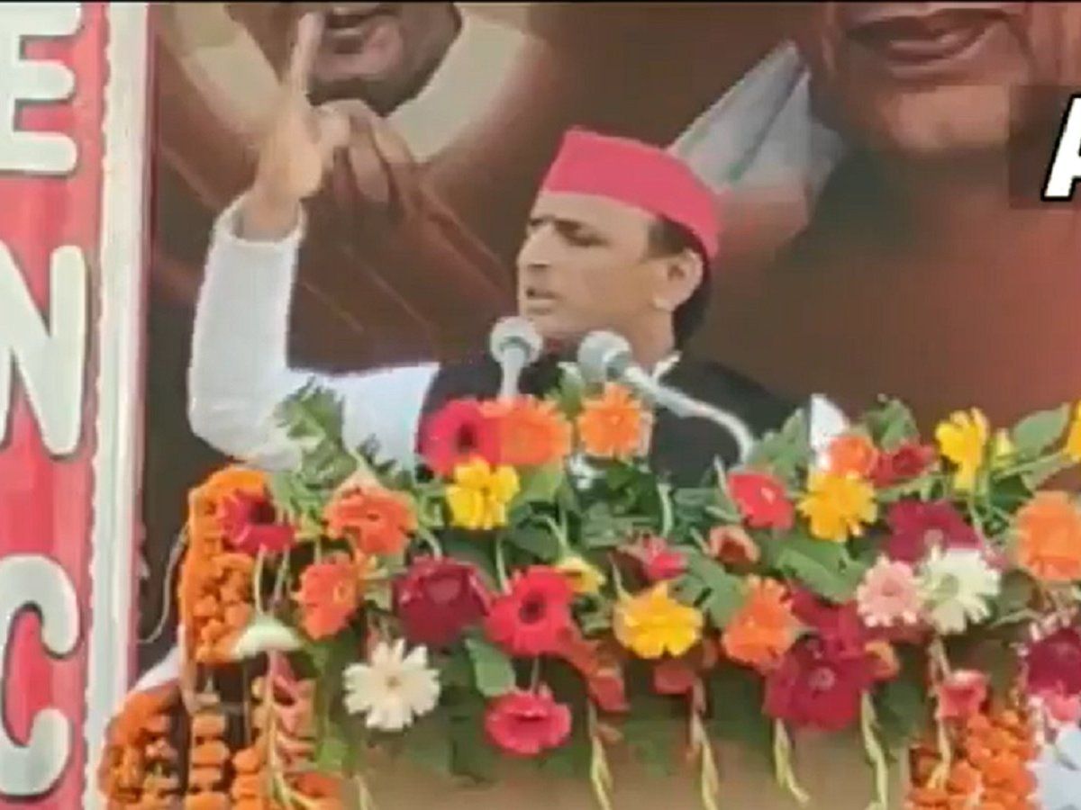 Akhilesh Yadav: चुनावी सभा में अखिलेश यादव को याद आए जिन्ना, गांधी-नेहरू-पटेल से की तुलना
