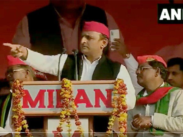 Akhilesh Yadav on up police