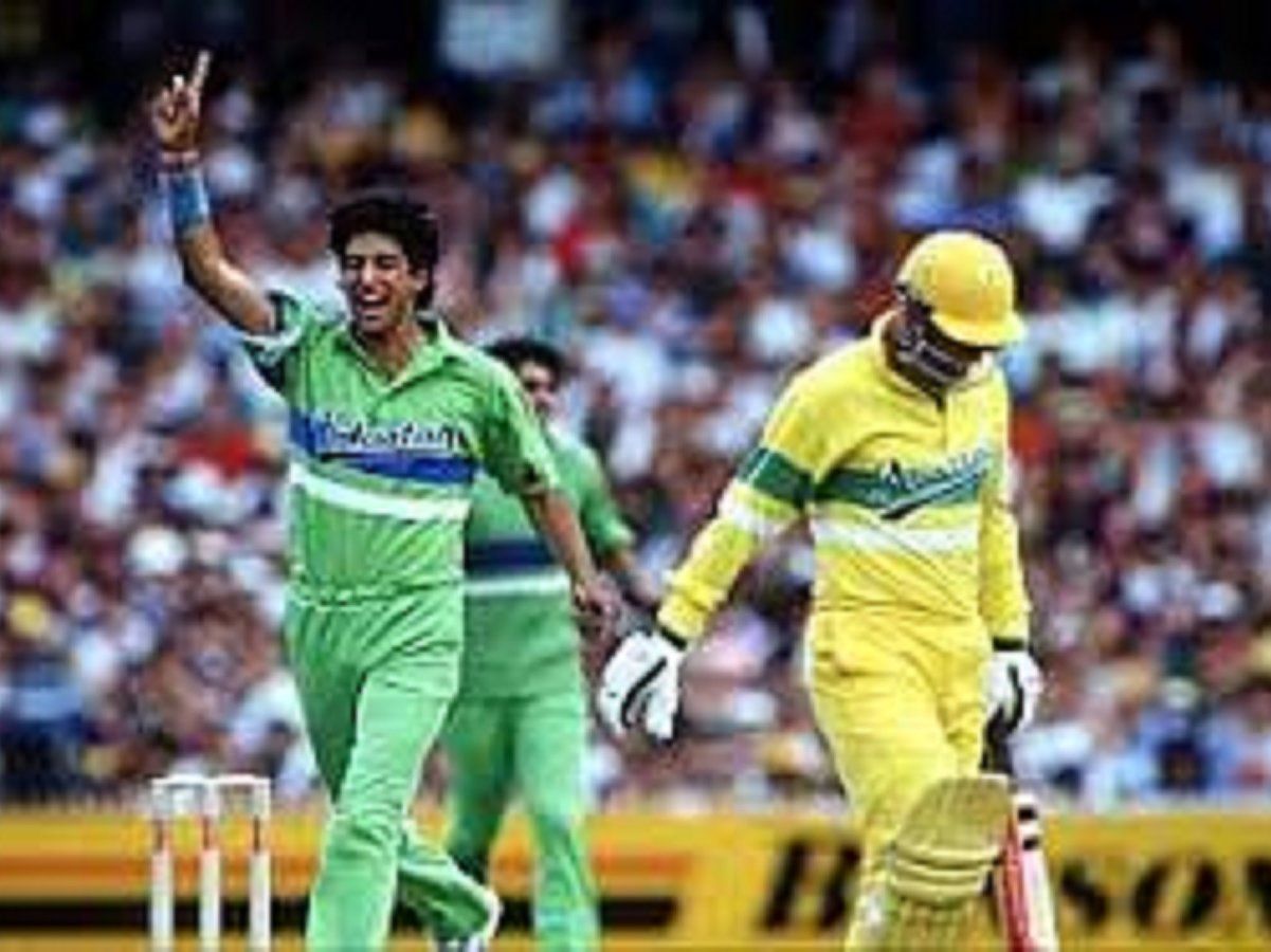 wasim akram second hat trick against australia helps pakistan win ...