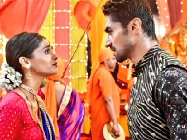 Abhimanyu SUSPECTS Akshara entering Birla house for Ganpati Darshan Yeh Rishta Kya Kehlata Hai Latest Track- 