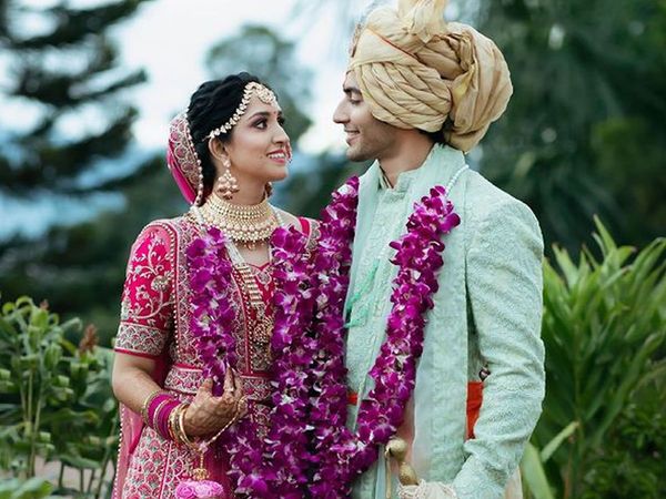 TV Show Pandya Store Actor Akshay Kharodia And Divya Punetha Wedding pictures