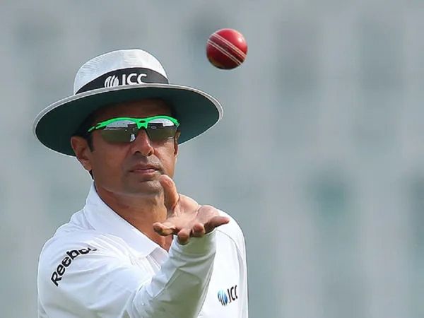Aleem Dar