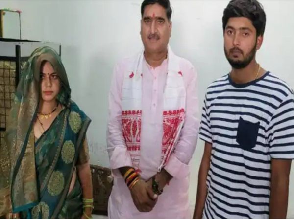 Newly Bride Demands road from mp Satish gautam in aligarh Know All About It