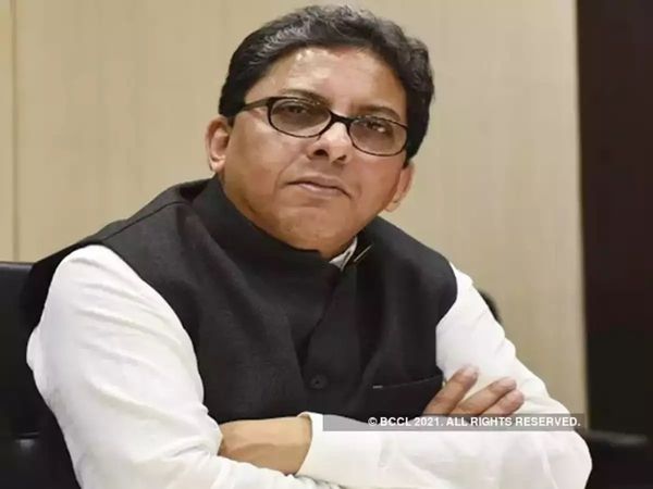 Alpan Bandyopadhyaya: पश्चिम बंगाल में अब सियासी तूफान, अलपन बंद्योपाध्याय पर ममता सरकार और केंद्र आमने सामने