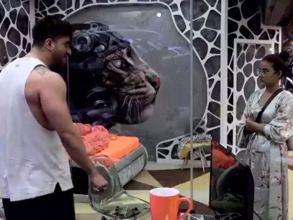 Bigg Boss 14 jasmin bhasin cool down Aly Goni who loses his cool Said makers want to throw me out
