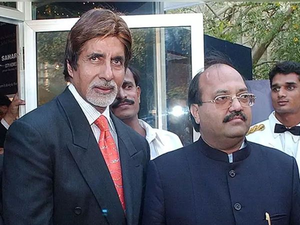 Amitabh Bachchan with Amar Singh 