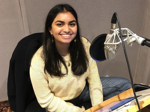 भारतवंशी अमिका जॉर्ज को ब्रिटेन में मिला खास सम्‍मान, 'फ्री पीरियड प्रोडक्ट' के लिए हासिल की उपलब्धि