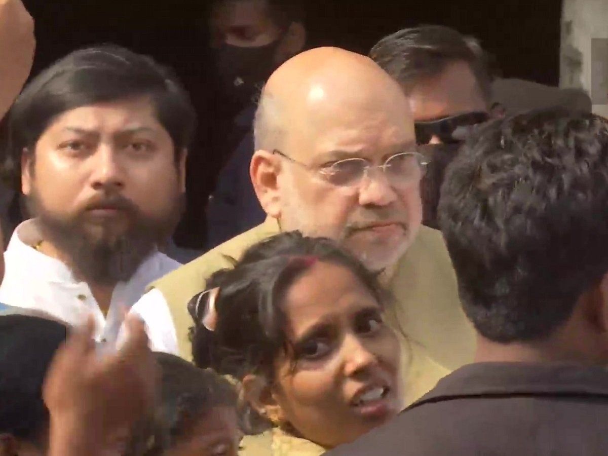 West Bengal: काशीपुर में मृतक BJP कार्यकर्ता अर्जुन चौरसिया के परिवार से मिले अमित शाह, बोले- राजनीतिक हत्याएं हो रहीं