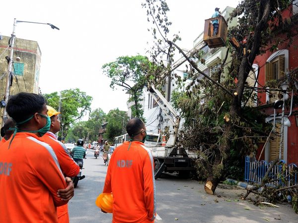 amphan cyclone aftermath in Kolkata
