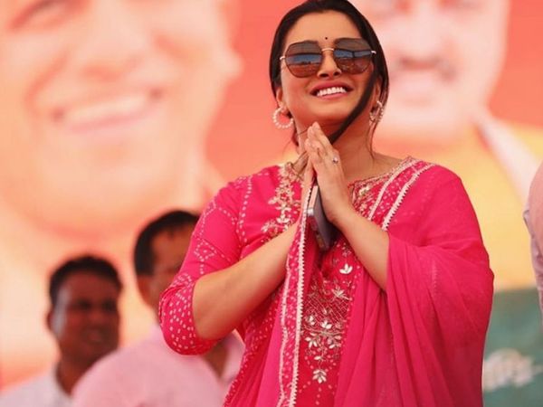 Bhojpuri Actress Amrapali 