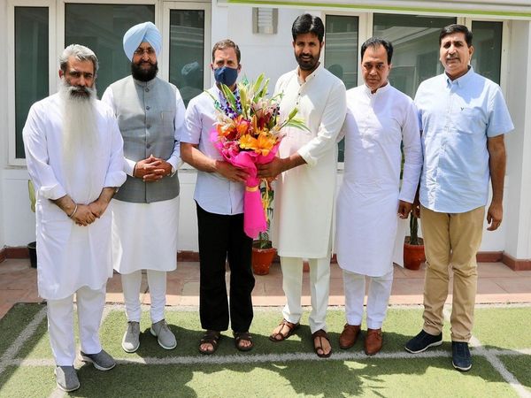 Punjab Congress's Cheif Amrinder Singh Raja Warring and new team meets Rahul Gandhi 