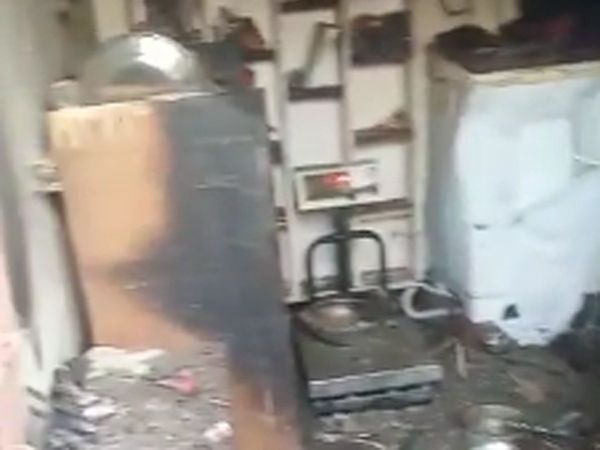 Delhi : 2 children among 3 killed in ’s Anand Parbat fire due to gas leakage