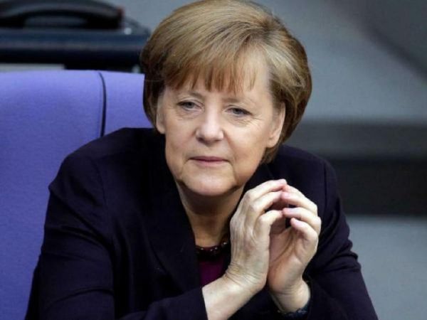 यूरोप में आतंकी वारदात को लेकर अलर्ट के बीच जर्मन चांसलस के दफ्तर से टकराई कार, बर्लिन में हड़कंप