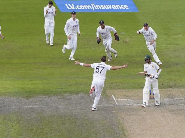 England brilliant win in 2nd test