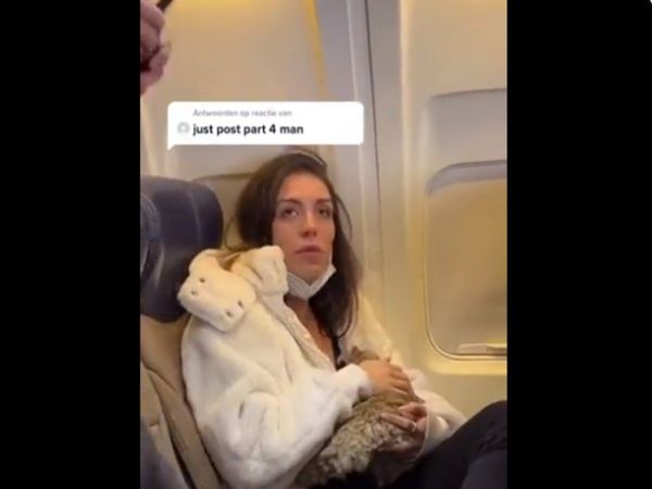Shocking Video Woman Traveling with Animal in Plane Viral Video in Hindi