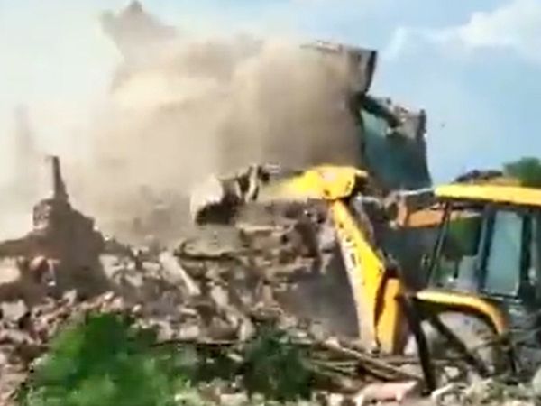 Illegal slaughterhouse, owned by key aide of BSP MLA Mukhtar Ansari, demolished in UP''s Mau
