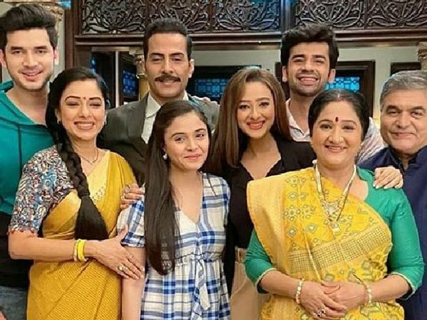 Anupamaa Actress Alpana Buch Nidhi Shah positive for COVID-19 And Rupali ganguly shudhanshu pandey Health Update