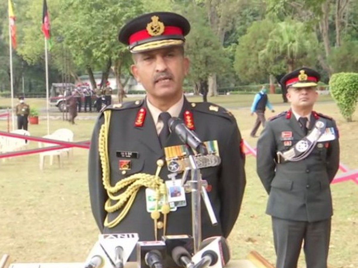 LoC पर आर्टिलरी के भारी हथियारों का इस्तेमाल कर रही पाक फौज : ऑर्मी वाइस चीफ