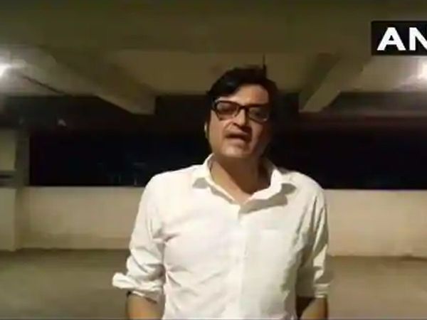'Ex-BARC CEO got lakhs of rupees from Arnab Goswami to manipulate TRP'