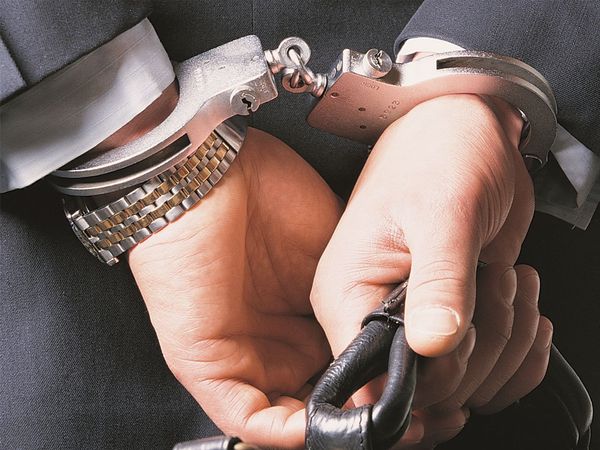 Idea came after watching Bunty Babli movie couple loses Delhi's jeweler for two crores