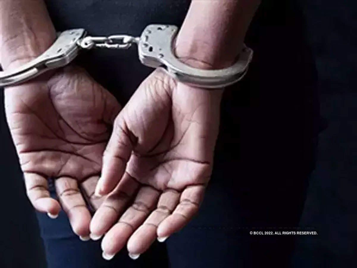 यूपी पेपर लीक मामला: प्राइवेट कॉलेज का मैनेजर गिरफ्तार, प्रश्न पत्र को शेयर करने का आरोप