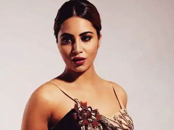 Arshi khan Ka Sawaymvar TV Show will replace Ekta kapoor Kuch toh hai naagin ek naye rang meiin