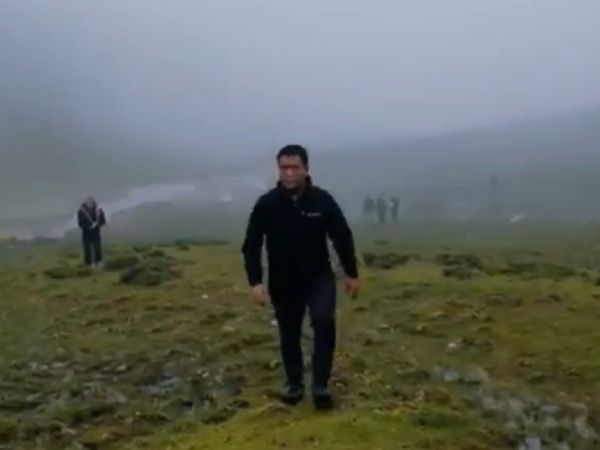 अरुणाचल के इस गांव में रहते हैं महज 50 लोग, 11 घंटे की पैदल यात्रा कर लोगों से मिलने पहुंचे सीएम खांडू