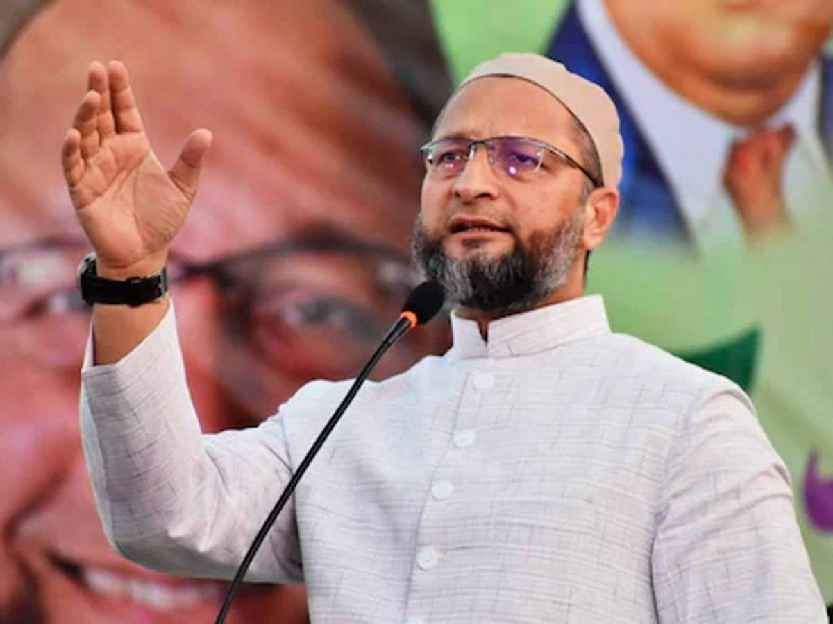 रोड-शो के जरिए यूपी का चुनावी माहौल गरमा रहे ओवैसी, जनसंख्या नीति पर उठाए सवाल