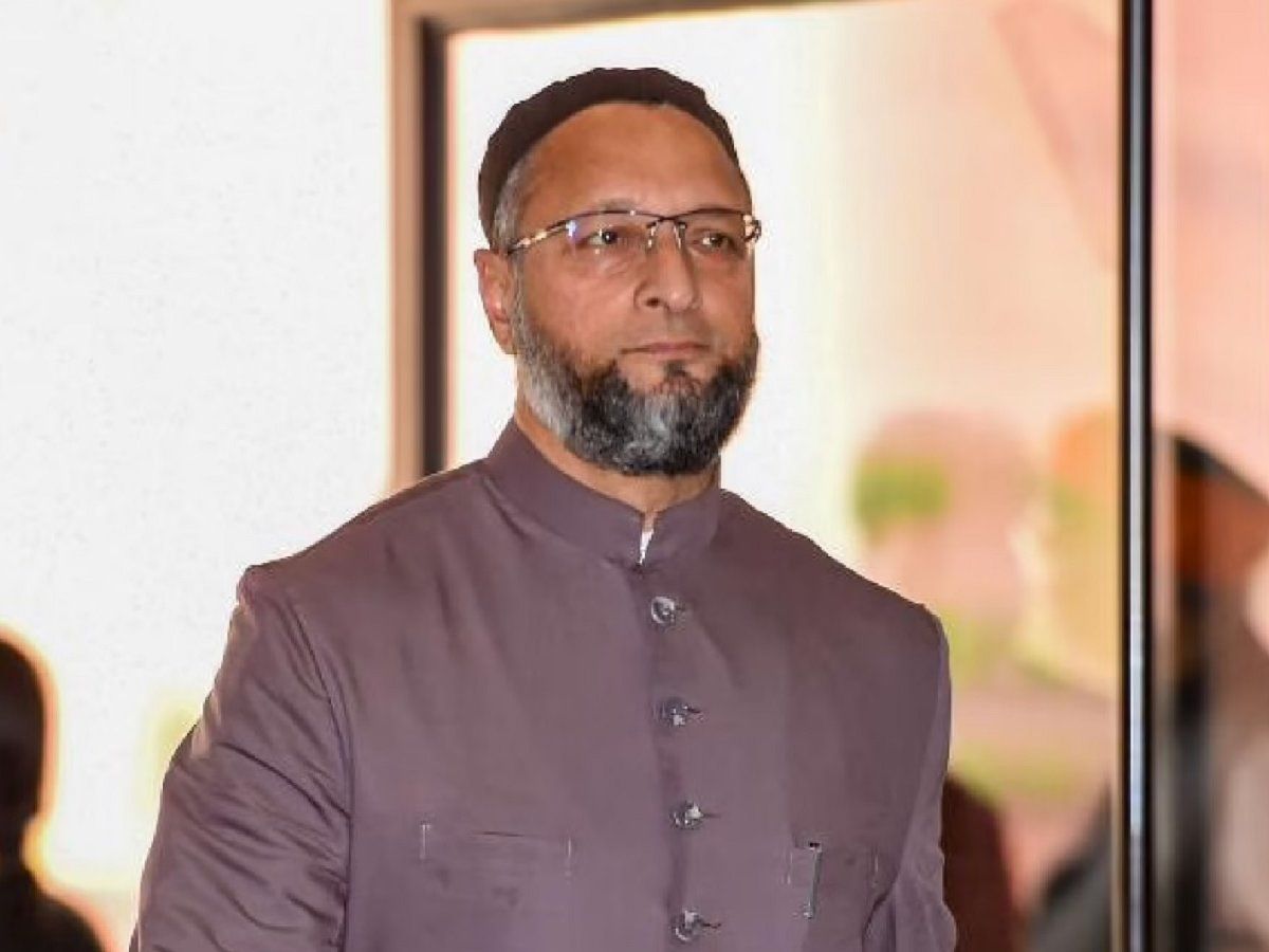 Asaduddin Owaisi attack case: आरोपियों को हथियार बेचने वाला गिरफ्तार, ₹ 1 लाख 20 हजार में बेचे थे 2 पिस्तौल, 40 कारतूस