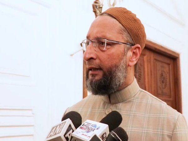 बोली बनाम गोली पर असदुद्दीन ओवैसी का कड़क अंदाज- बोले- आतंकी है जामिया का शूटर