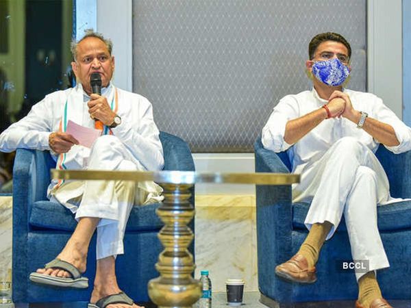 राजस्‍थान कांग्रेस में अशोक गहलोत और सचिन पायलट के बीच मनमुटाव की खबरें लगातार आ रही हैं
